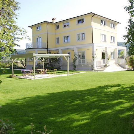 Ai Lecci In Centro Hotel Sarteano Exterior photo