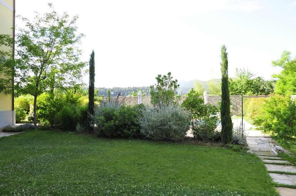 Ai Lecci In Centro Hotel Sarteano Exterior photo